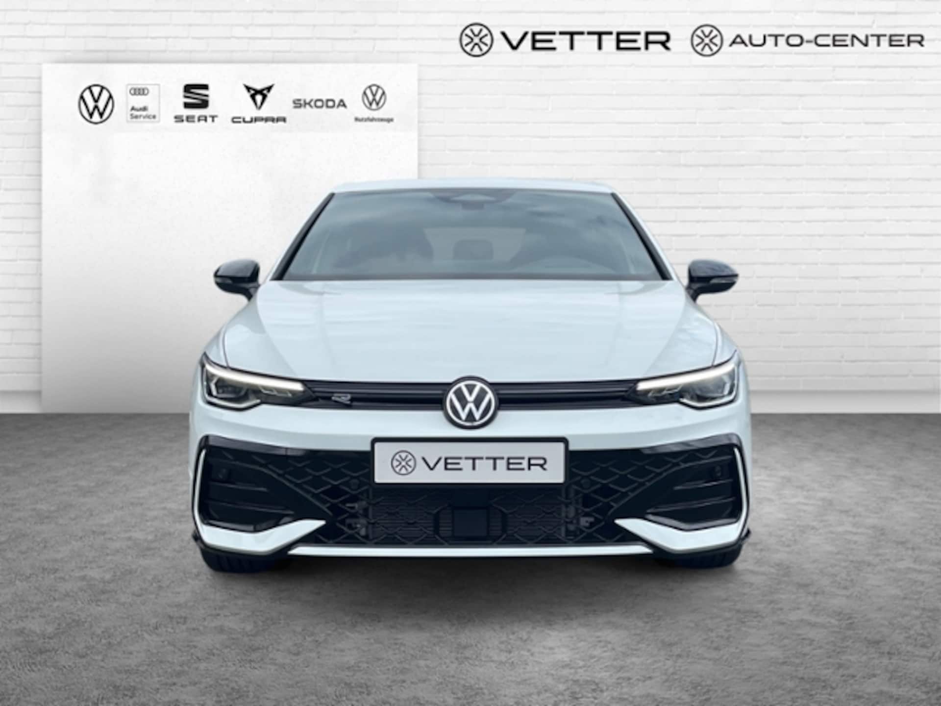 Volkswagen Golf R-Line