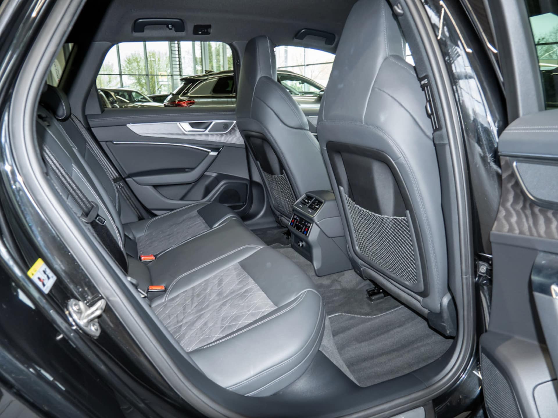 Audi S6 Avant