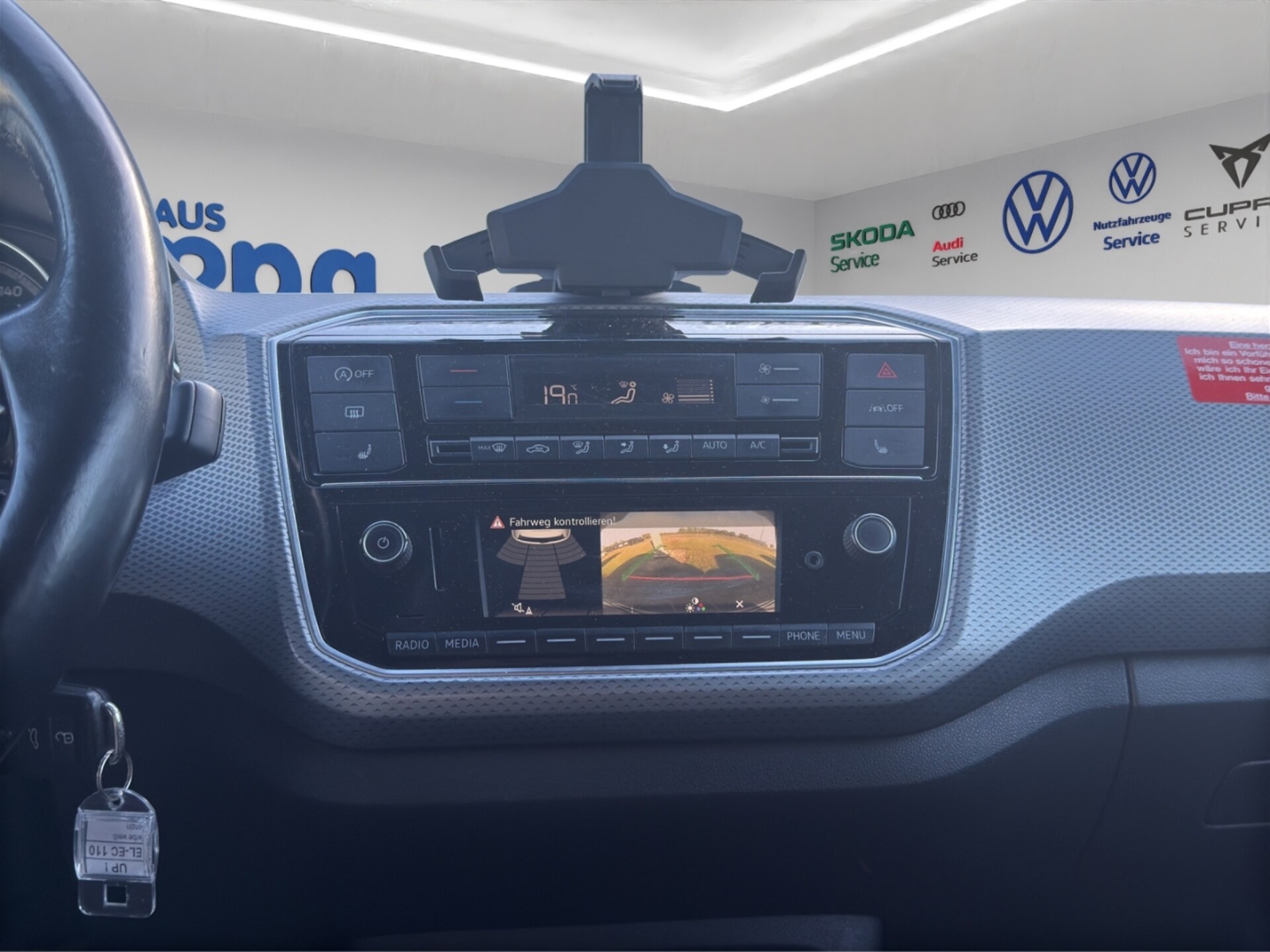 Volkswagen up! ACTIVE