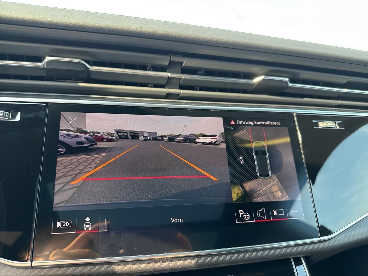 Bild über Audi RS Q8 SUV TFSI quattro 471 kW tiptronic - für weitere Informationen kontaktieren Sie den Audi Partner