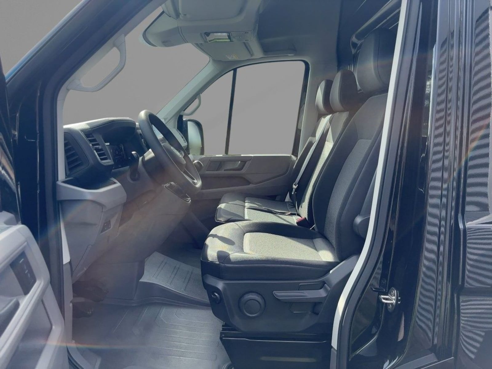 Volkswagen Crafter Kasten langer Radstand – Bild 9