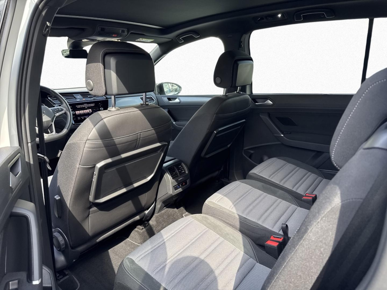 Volkswagen Touran – Bild 13