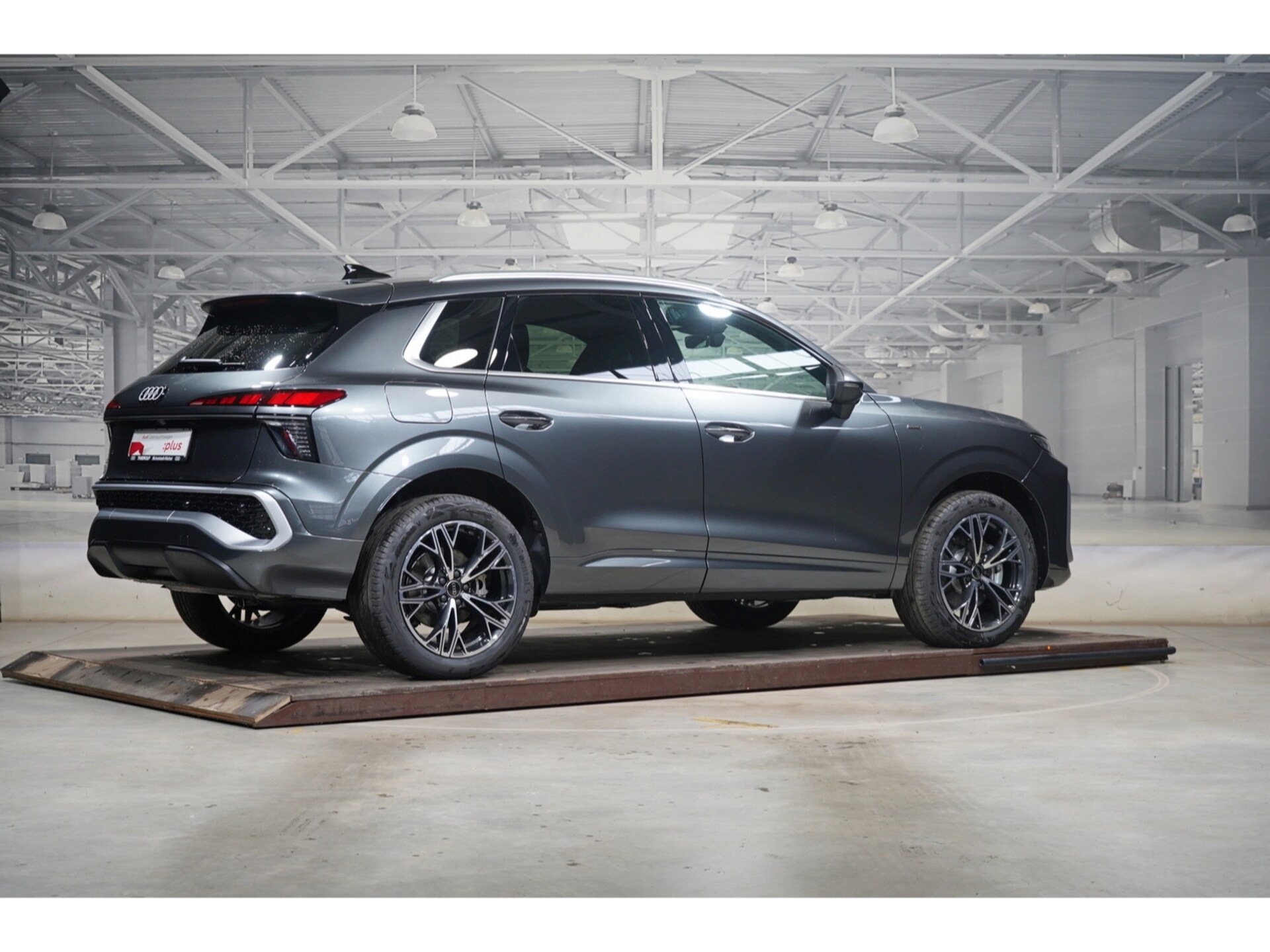 Audi Q3 SUV e-hybrid