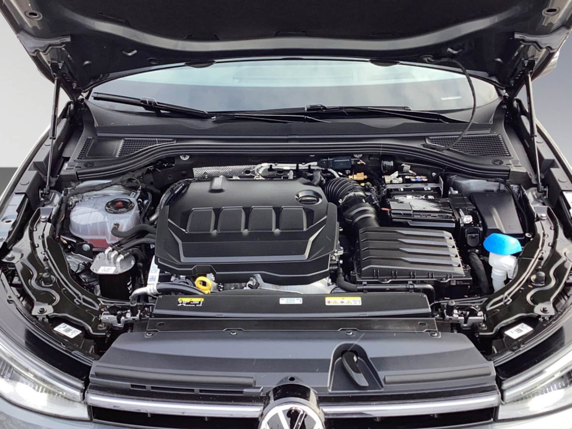 Volkswagen Passat Elegance