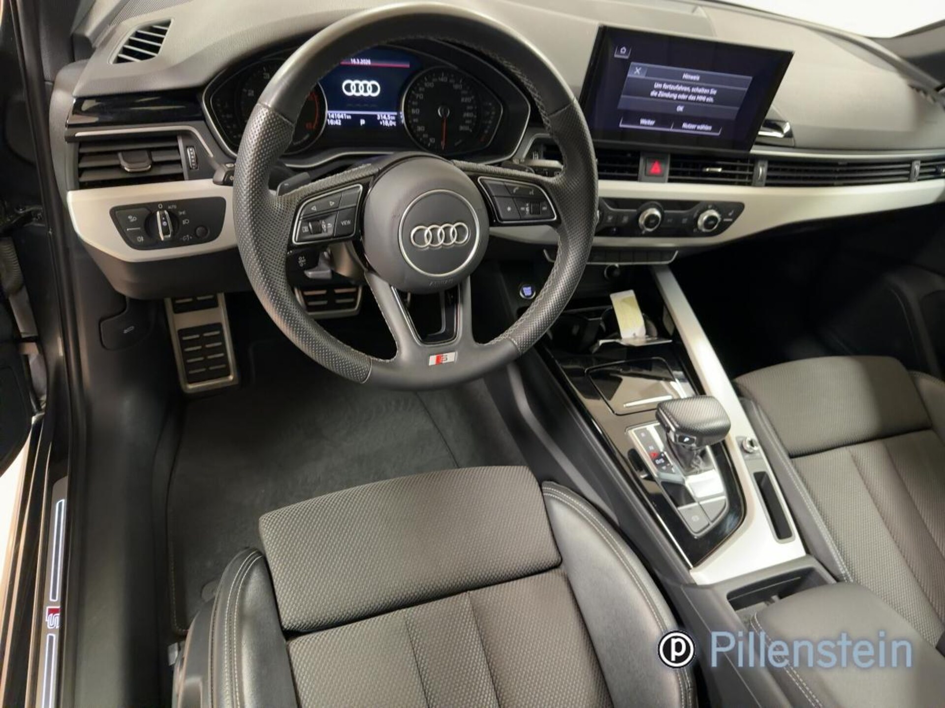 Audi A4 Avant S line