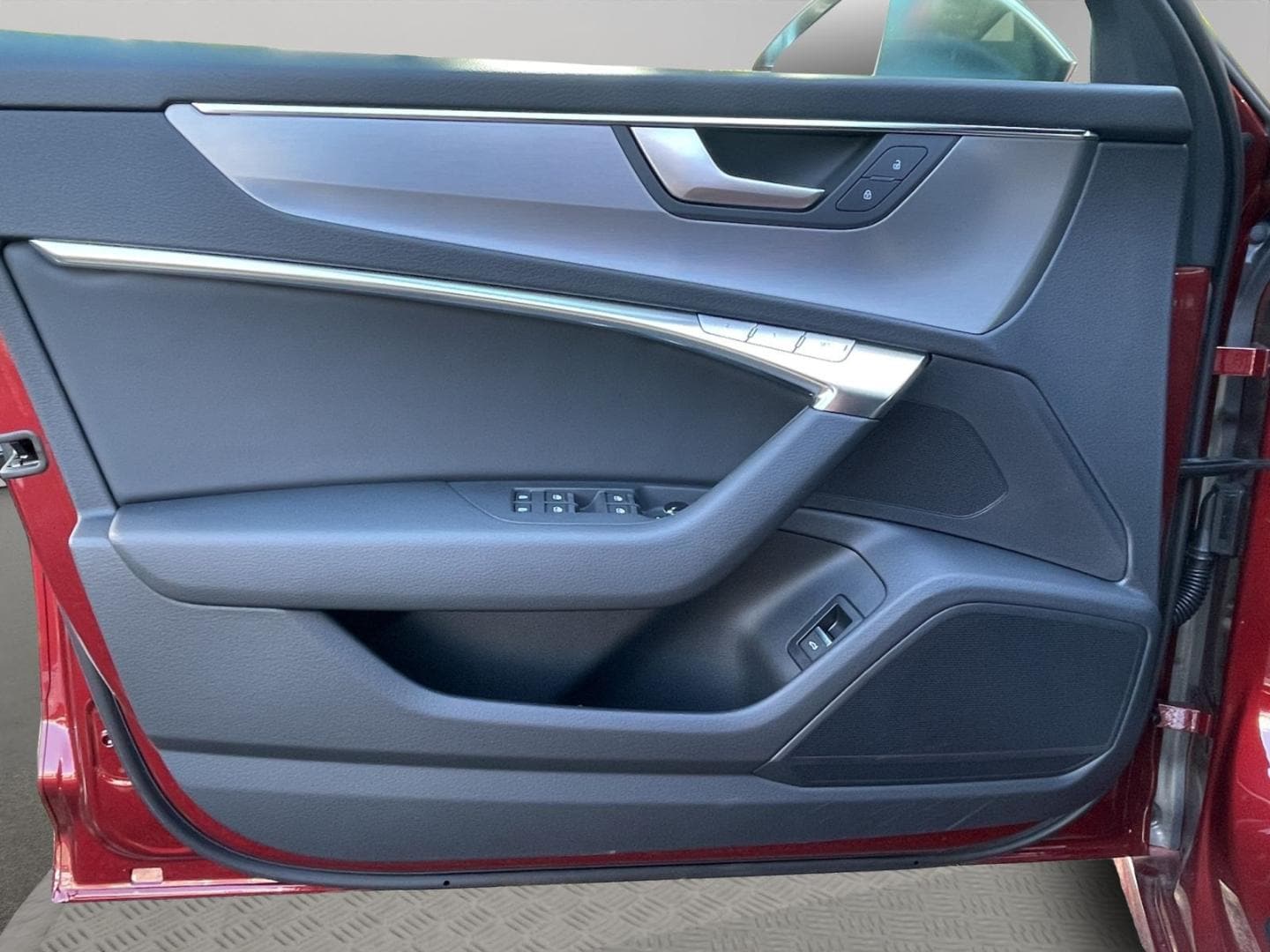 Bild über Audi S6 Avant TDI quattro tiptronic - für weitere Informationen kontaktieren Sie den Audi Partner