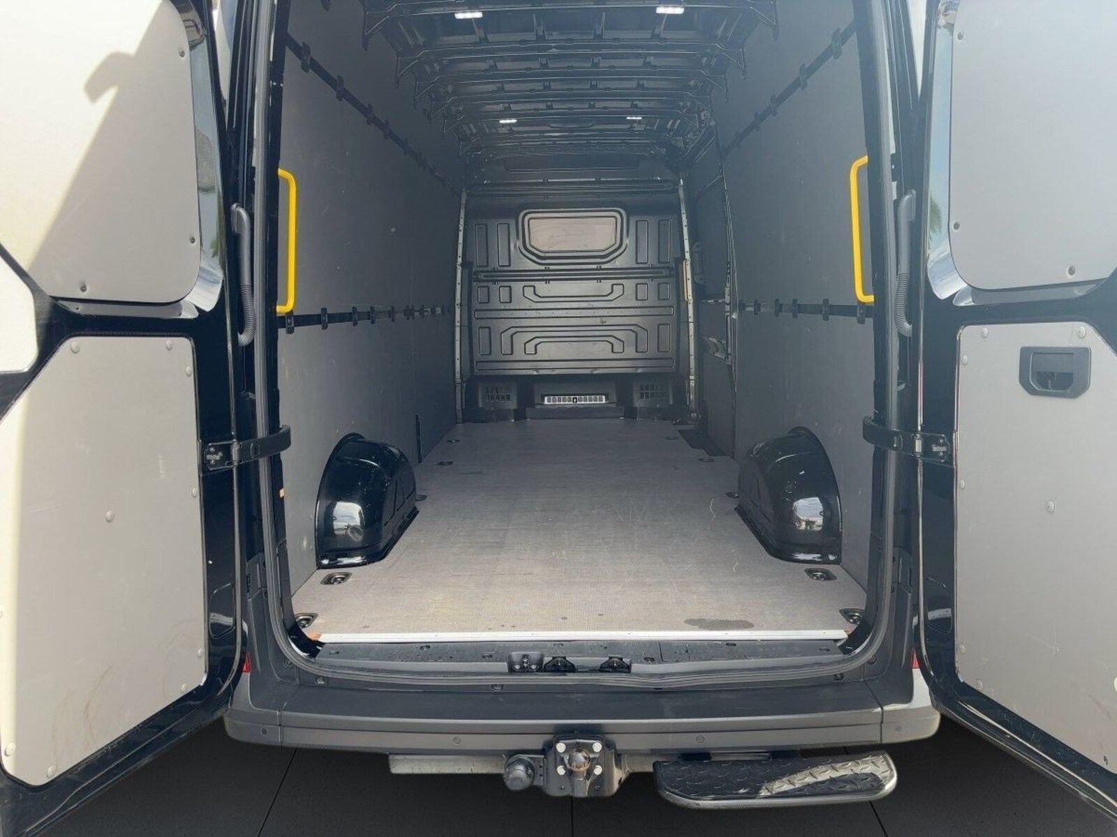 Volkswagen Crafter Kasten langer Radstand – Bild 16