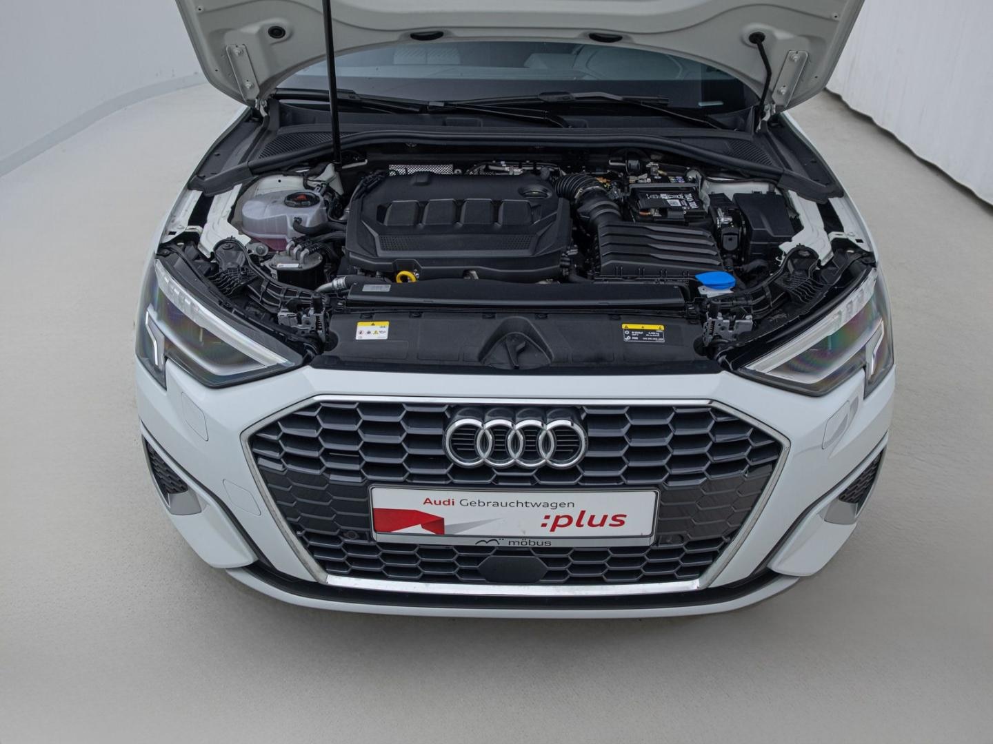 Bild über Audi A3 Sportback advanced 30 TDI S tronic - für weitere Informationen kontaktieren Sie den Audi Partner