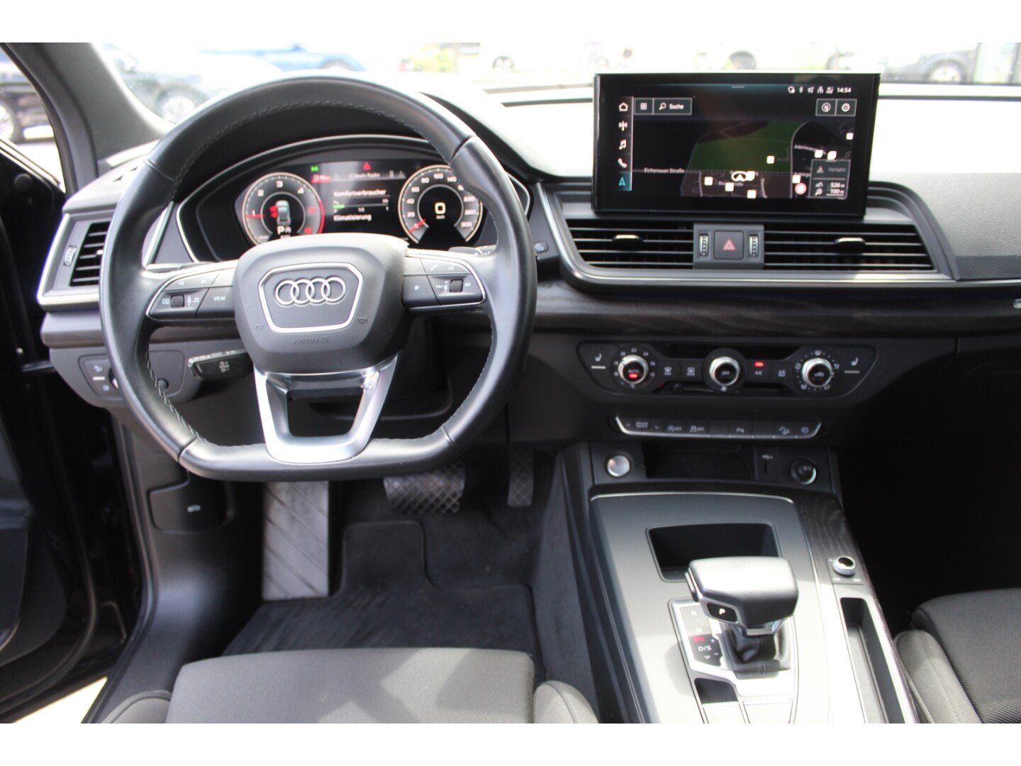 Image about Audi Q5 40 TDI quattro S tronic