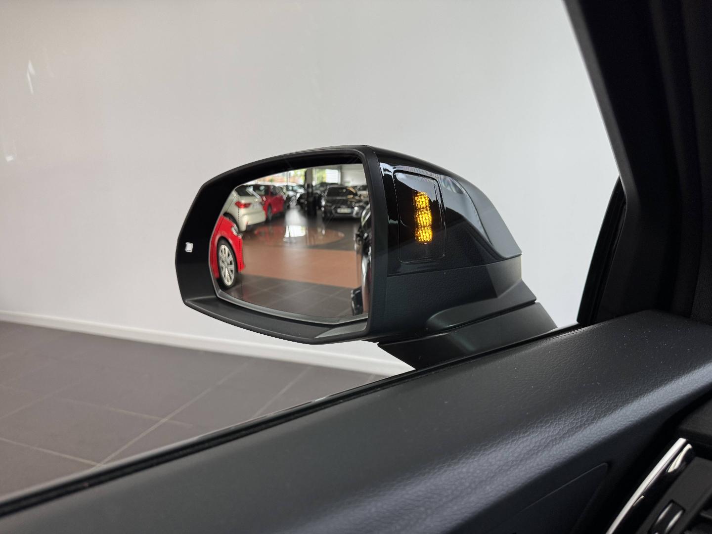 Image about Audi Q5 TFSI e S line 50 TFSI e Hybride rechargeable quattro 220 kW (299 ch) S tronic