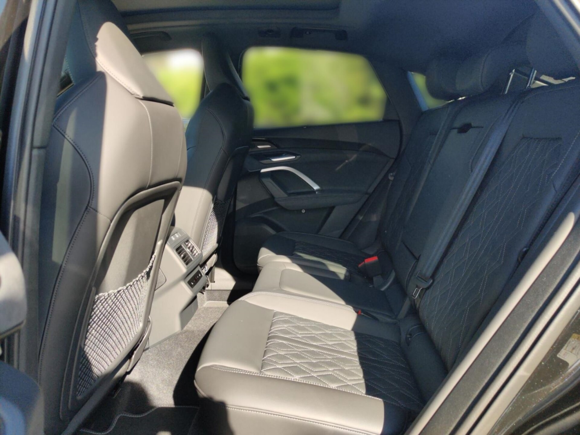 Audi SQ5 Sportback edition one