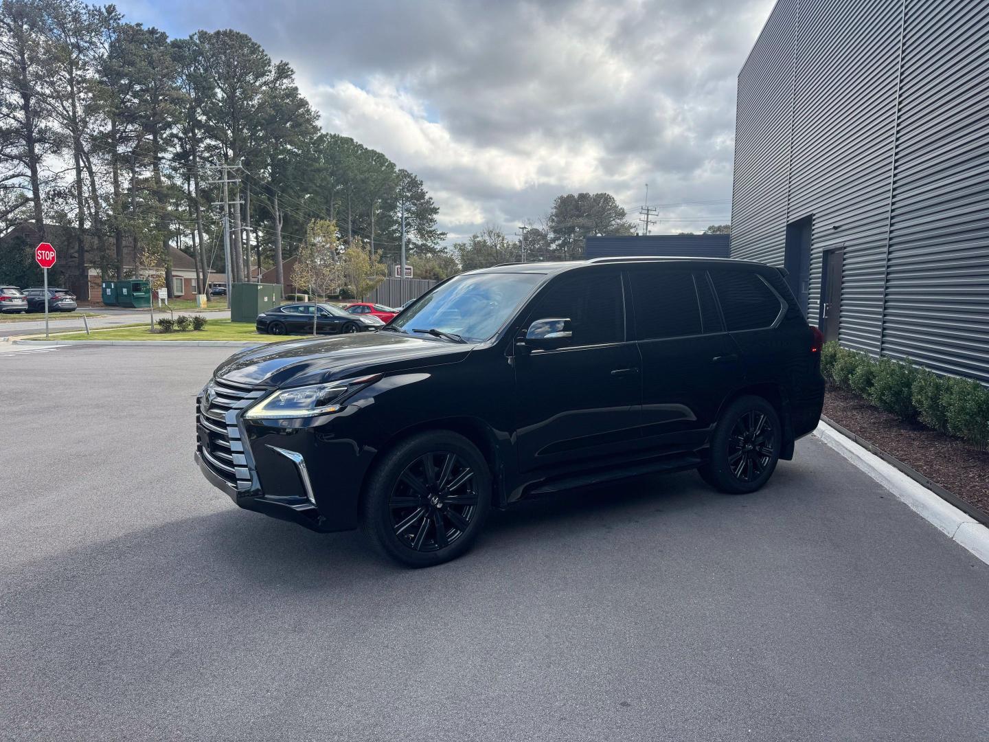2019 Lexus LX 570