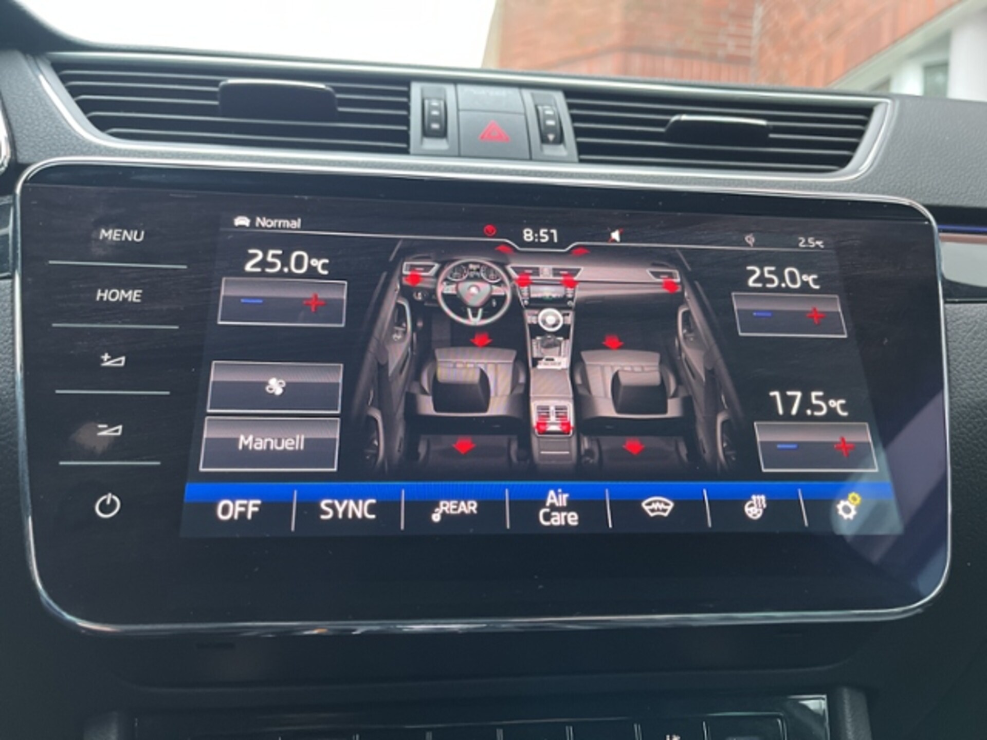 Skoda Superb Combi Laurin & Klement