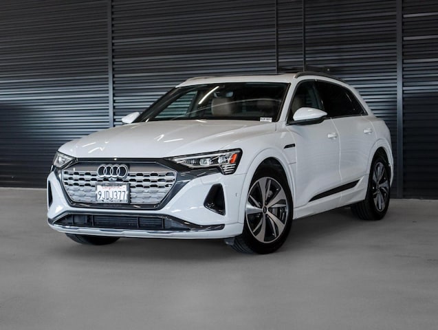 2024 Audi Q8 e-tron