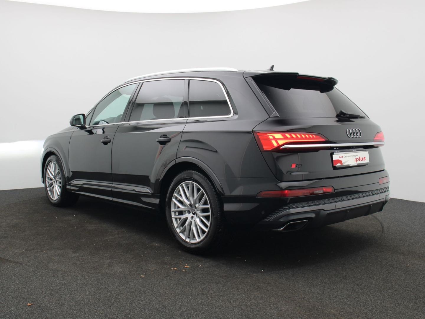 Image about Audi Q7 SUV S line 45 TDI quattro tiptronic