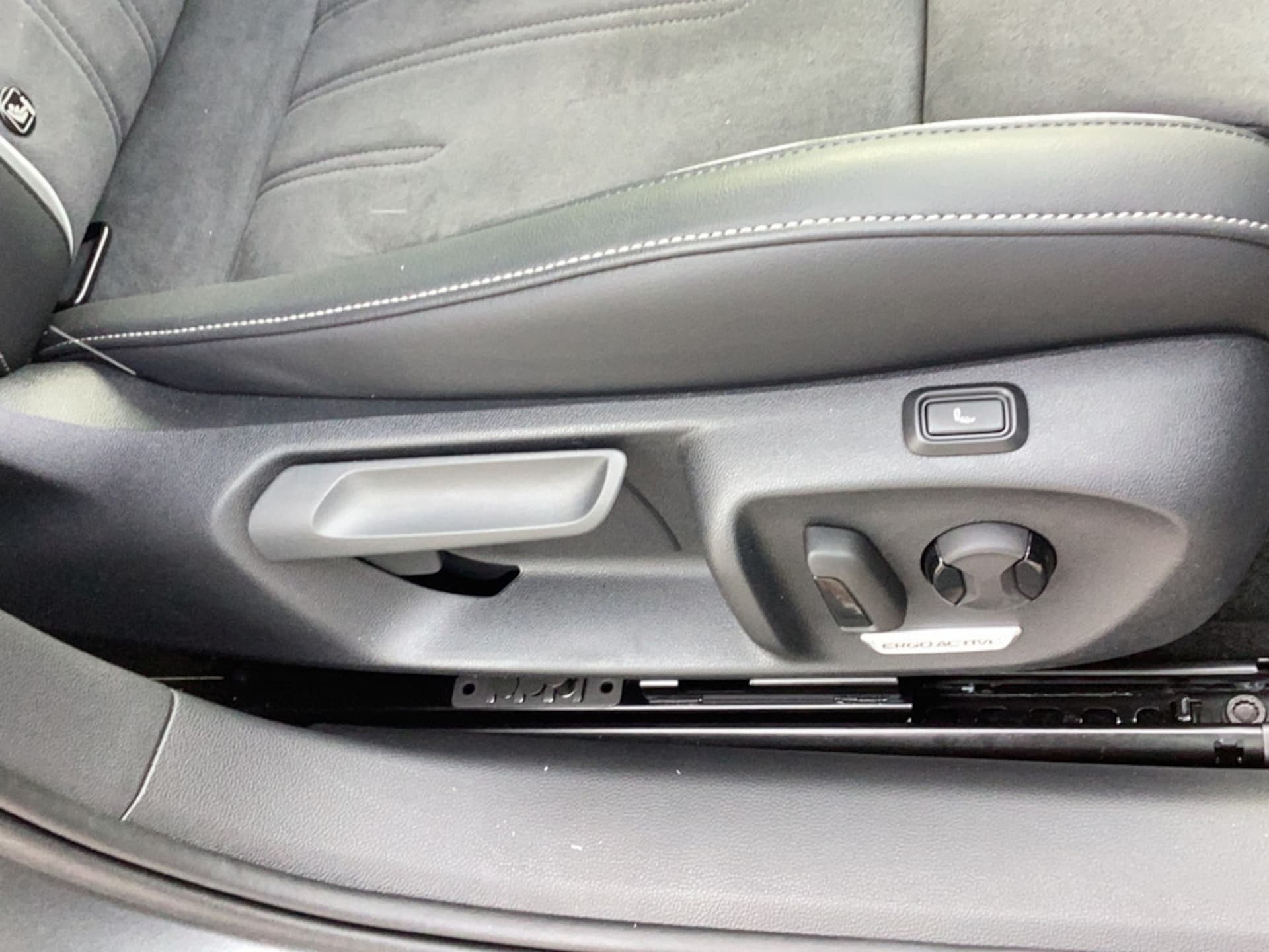 Volkswagen Passat Elegance