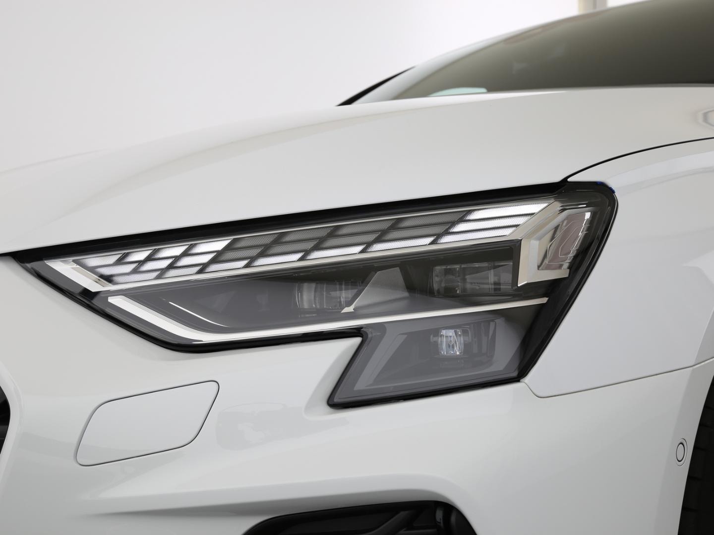 Bild über Audi S3 Sportback TFSI quattro S tronic - für weitere Informationen kontaktieren Sie den Audi Partner