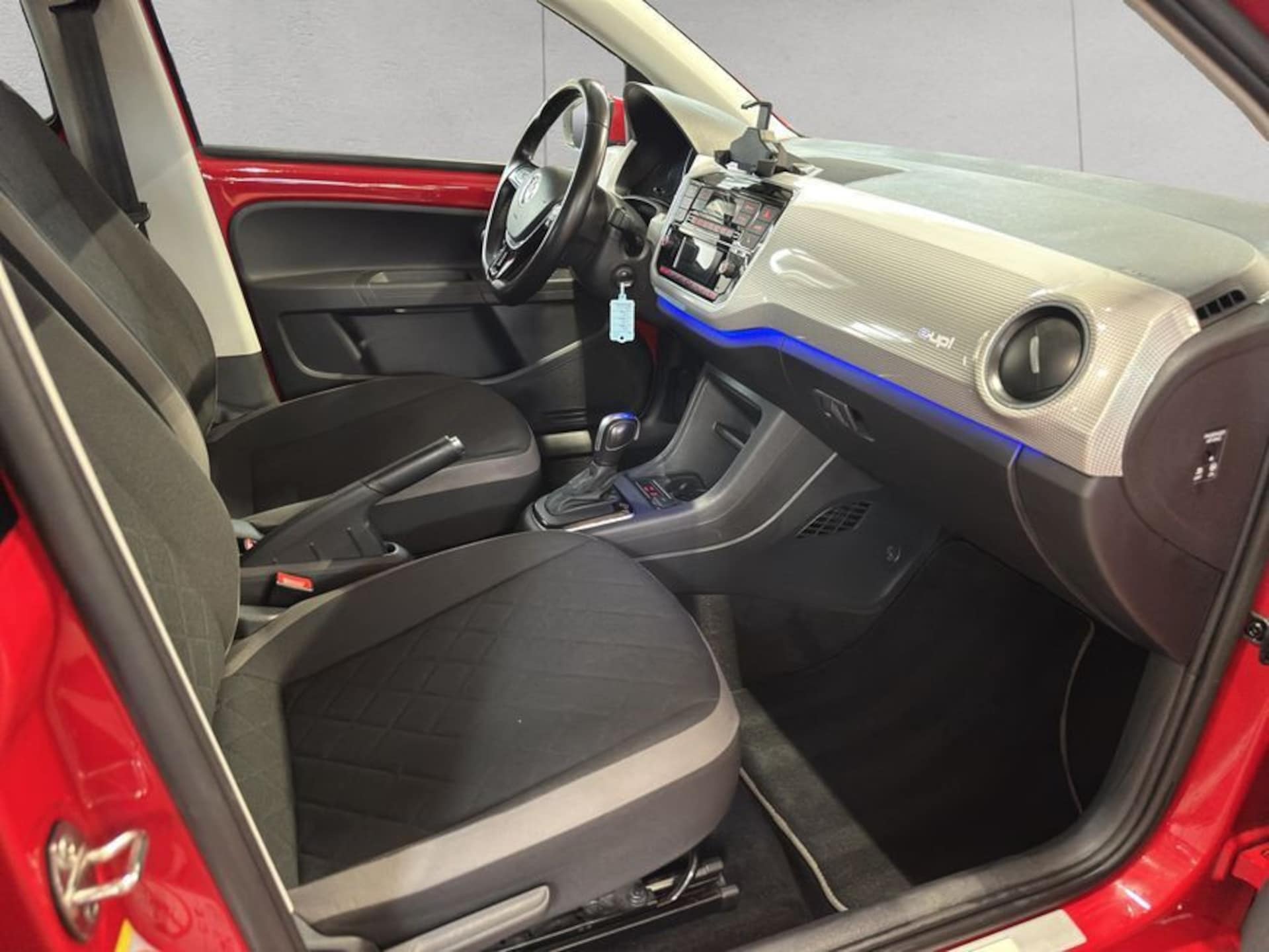 Volkswagen e-up! Style "Plus"