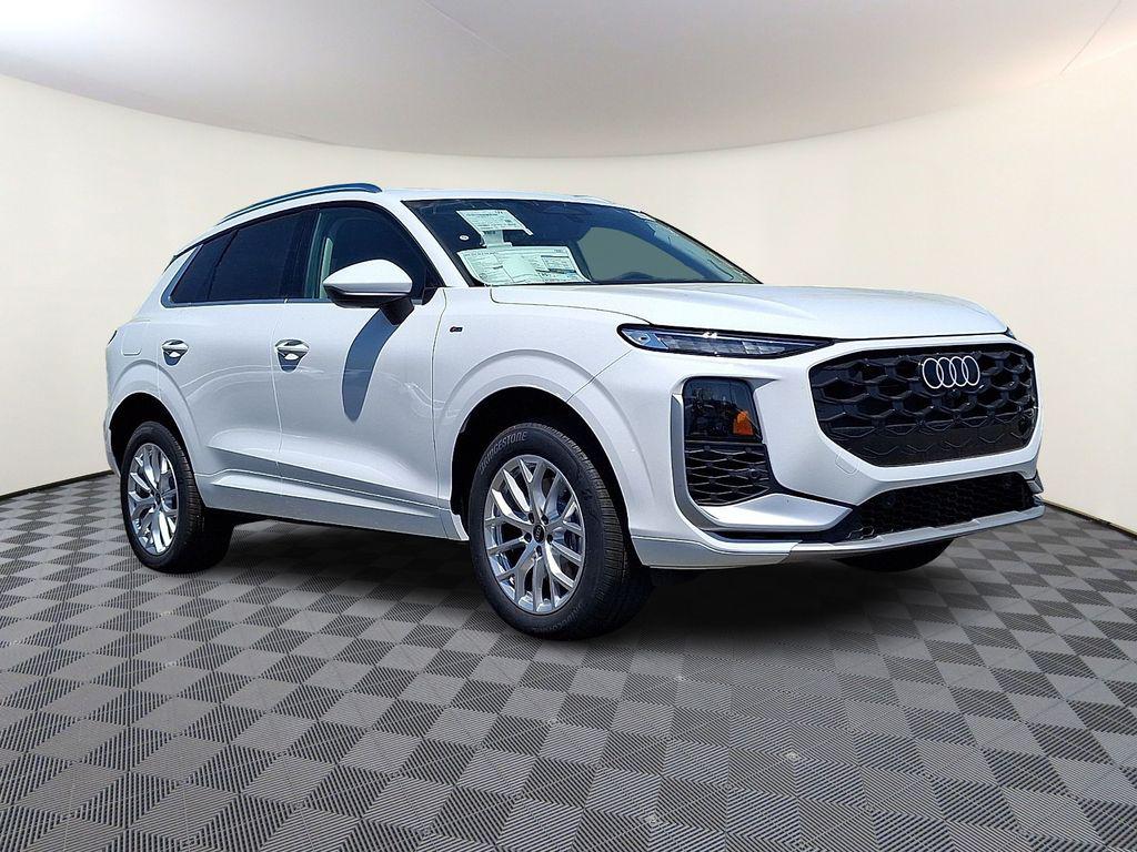 2026 Audi Q3 S line quattro's photo
