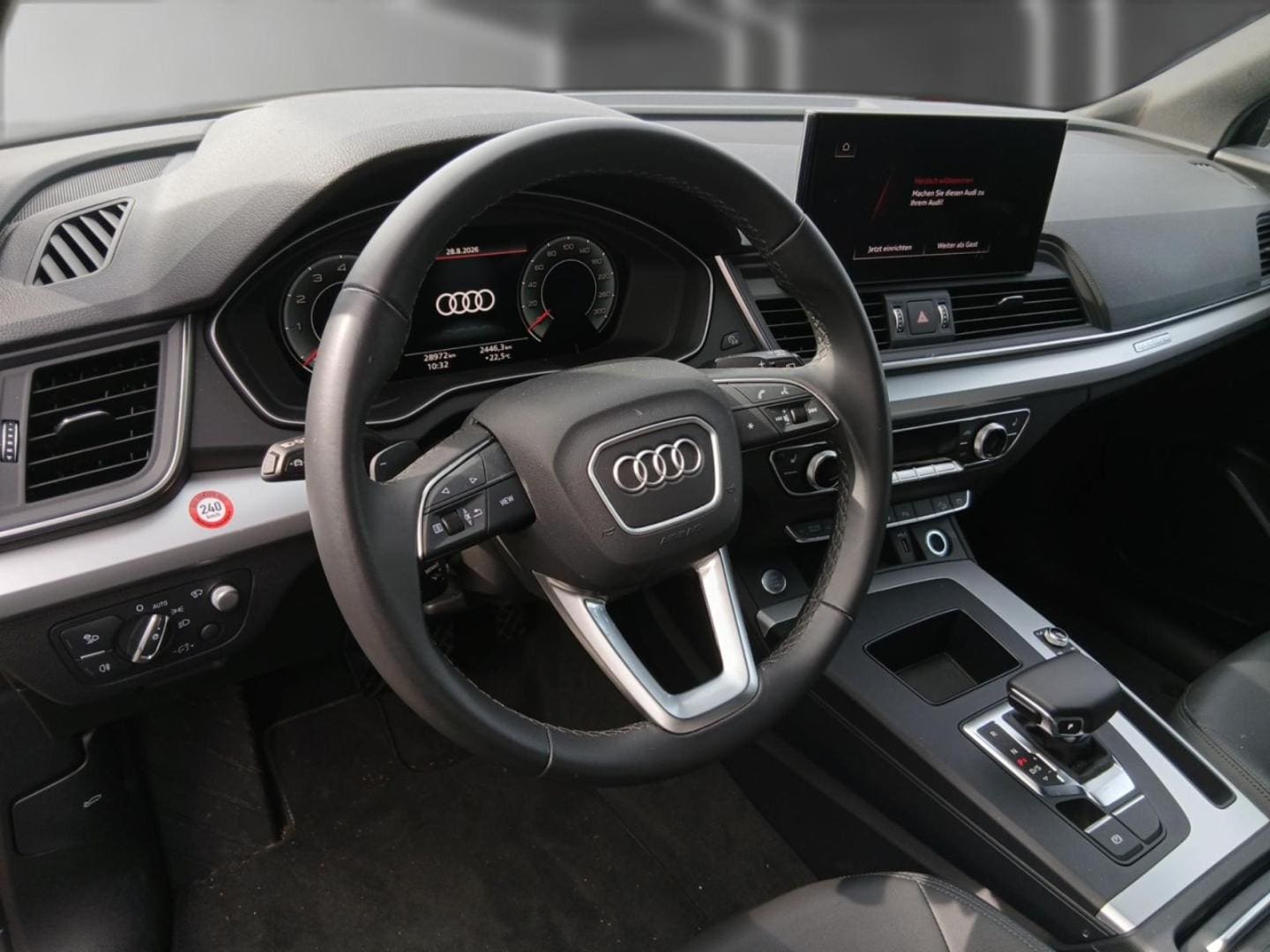 Bild über Audi Q5 Sportback 40 TFSI quattro S tronic - für weitere Informationen kontaktieren Sie den Audi Partner