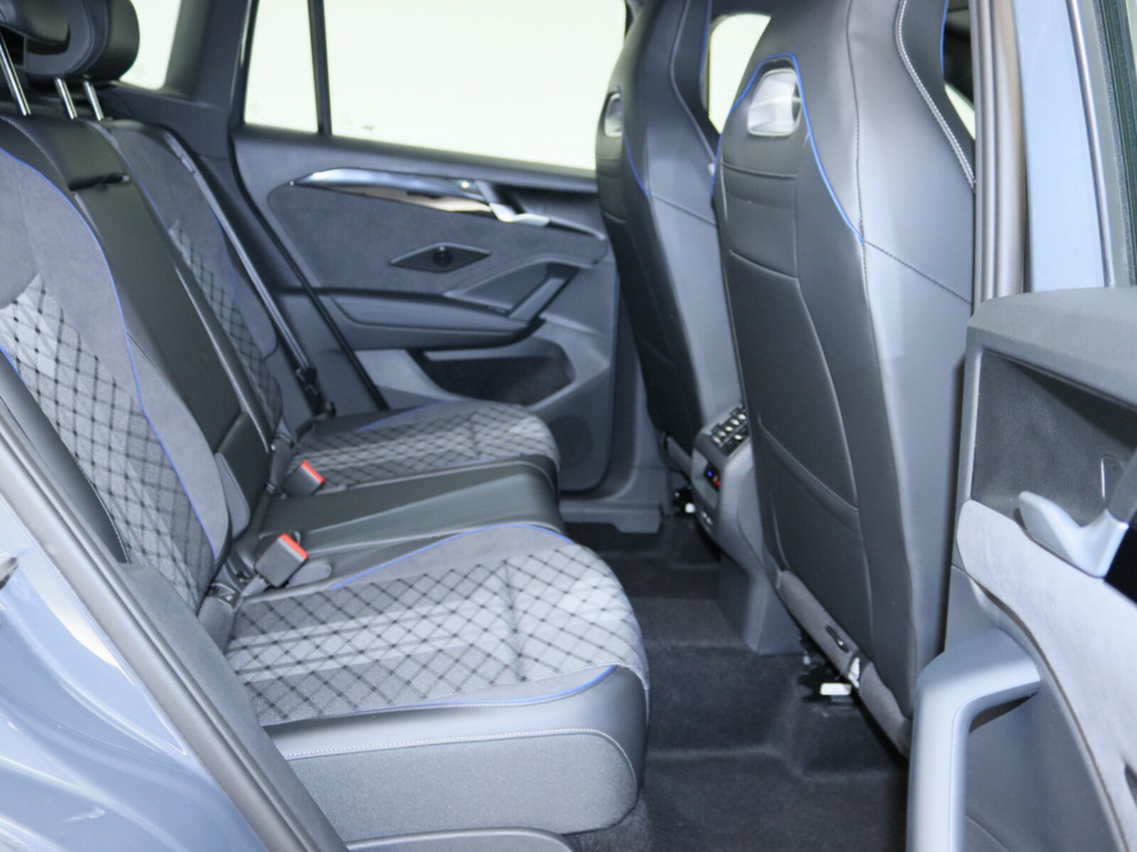 Volkswagen Tiguan – Bild 9