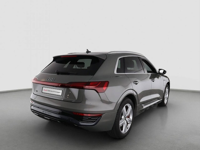 Image about Audi Q8 e-tron advanced 55 e-tron quattro