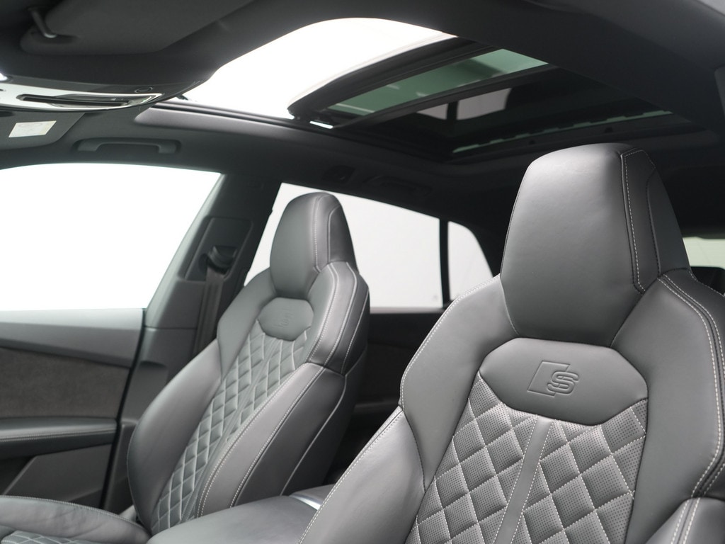 Image about Audi SQ8 TDI quattro tiptronic