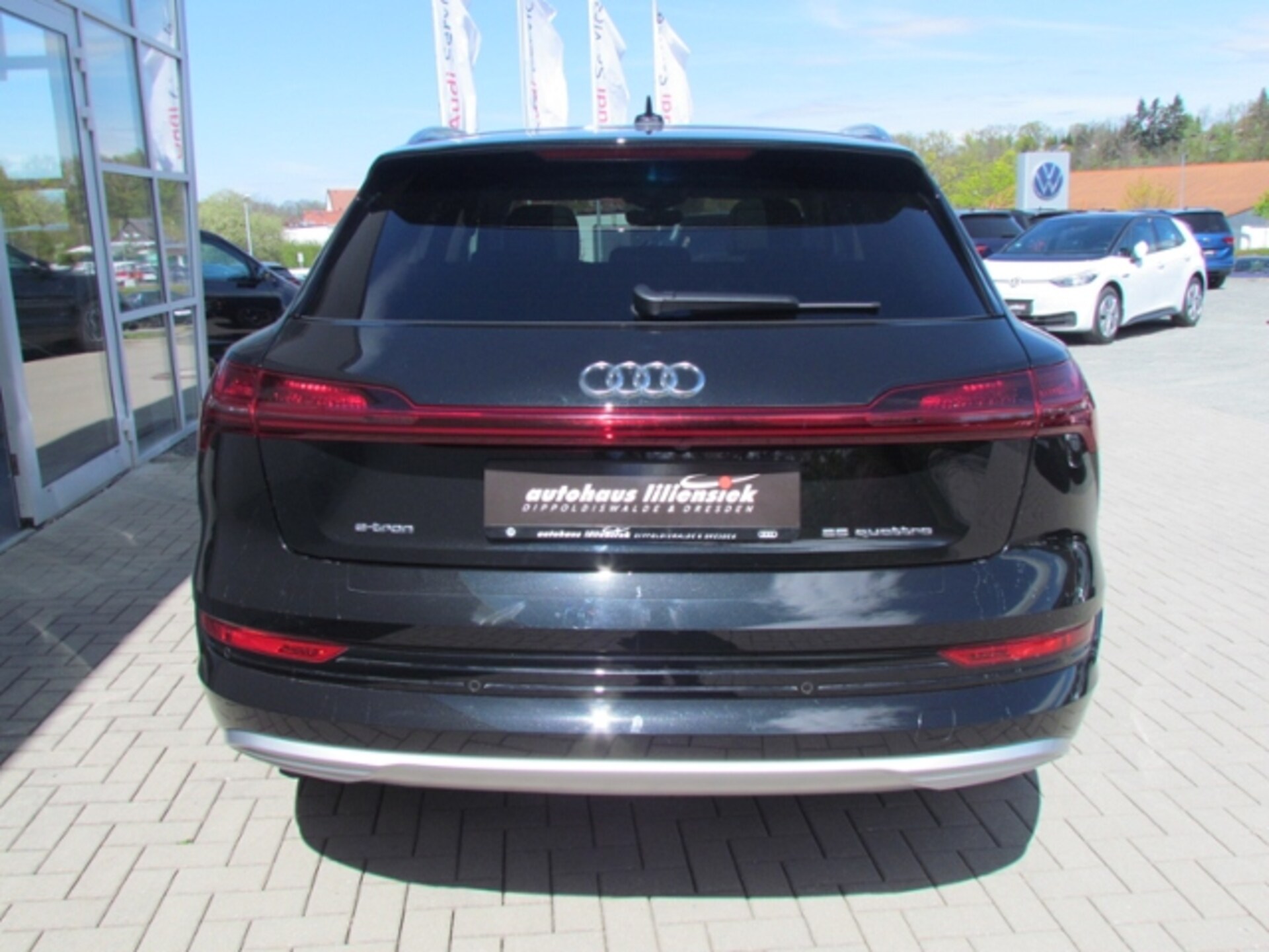Audi e-tron advanced