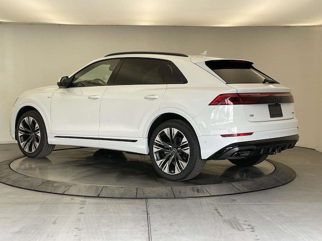 2026 Audi Q8