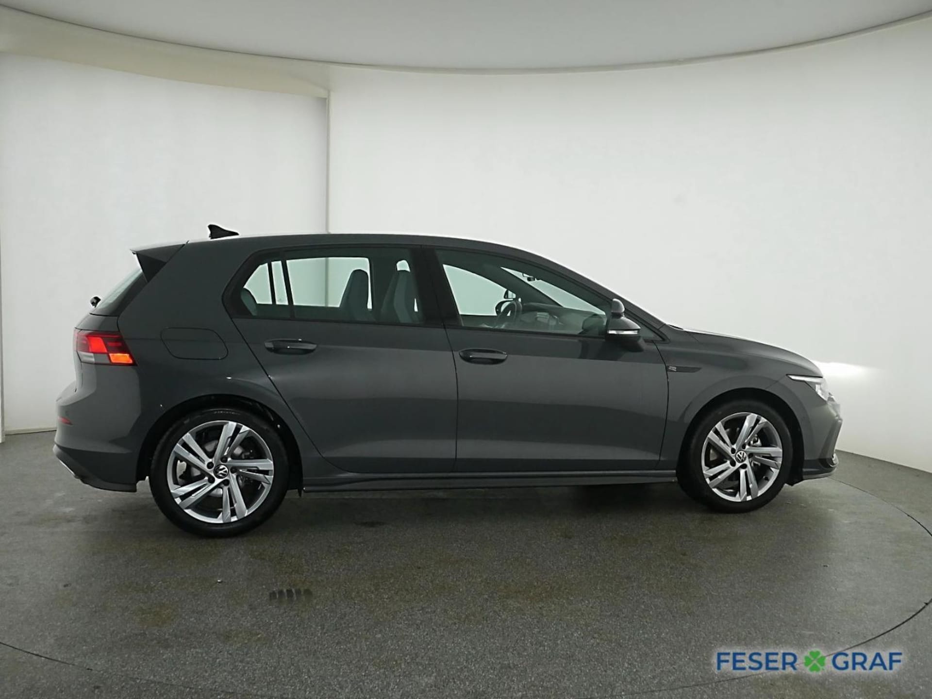 Volkswagen Golf R-Line