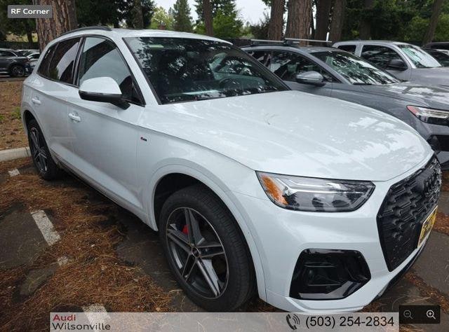 Photo of 2024 Audi Q5 TFSI e 