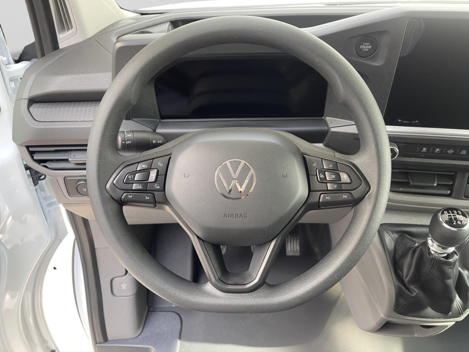 Volkswagen Transporter Kasten langer Radstand – Bild 11