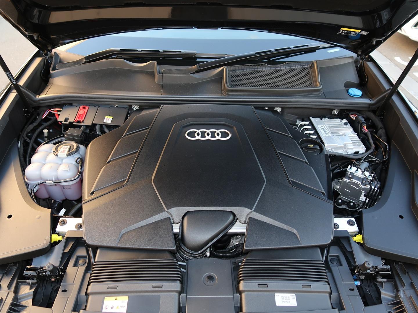 Image about Audi Q8 55 TFSI quattro S line 250(340) kW(PS) tiptronic