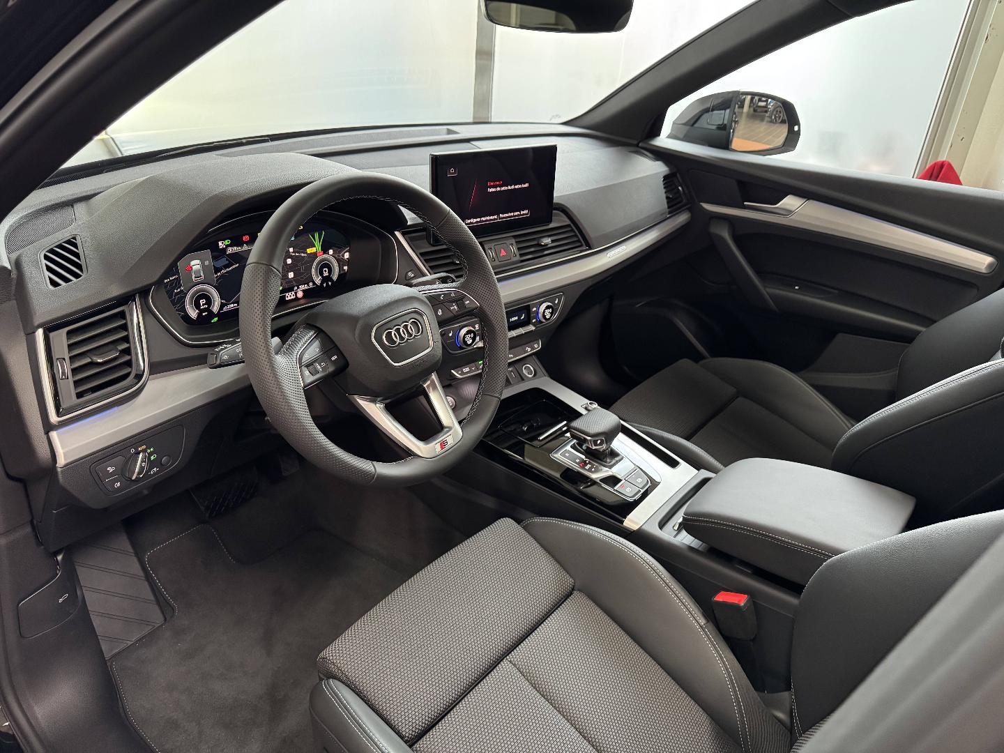 Image about Audi Q5 TFSI e S line 50 TFSI e Hybride rechargeable quattro 220 kW (299 ch) S tronic