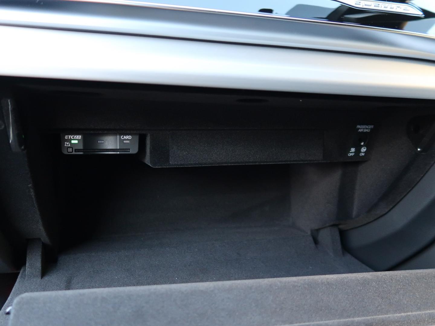 Image about Audi Q8 55 TFSI quattro S line 250(340) kW(PS) tiptronic