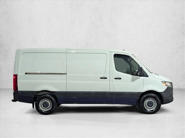 2025 Mercedes-Benz