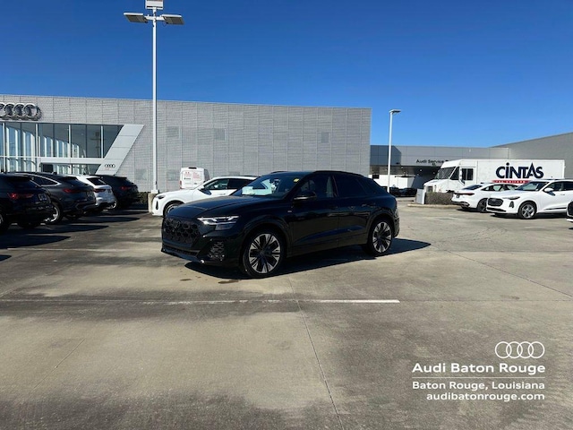 Photo of 2026 Audi Q8