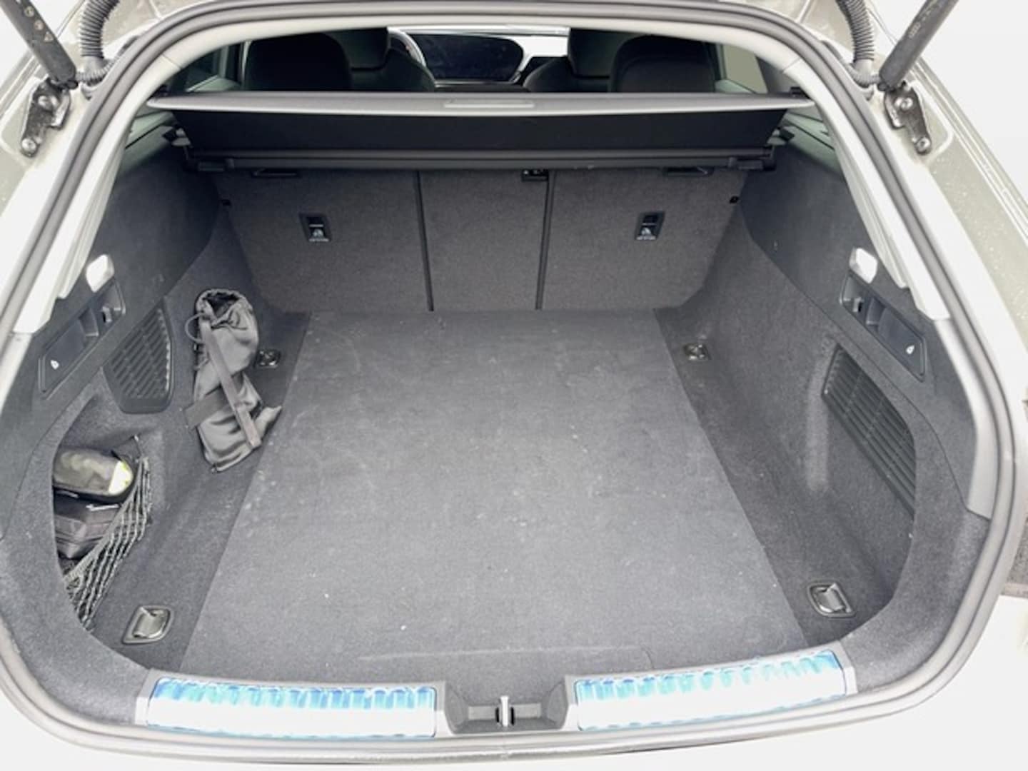 Bild über Audi A5 Avant TDI 150 kW S tronic - für weitere Informationen kontaktieren Sie den Audi Partner
