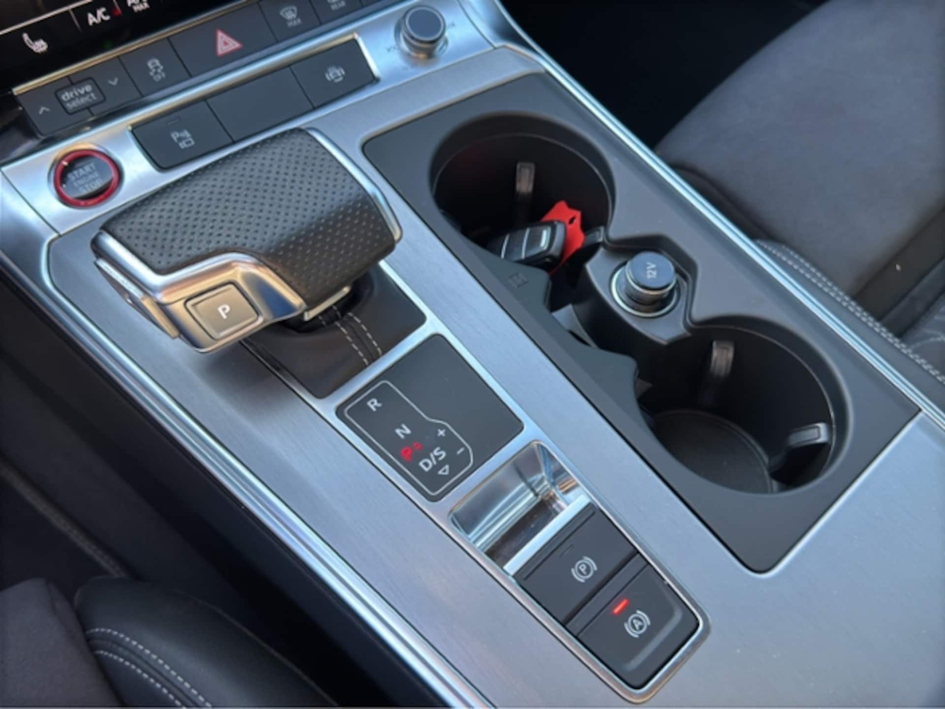 Audi S6 Avant