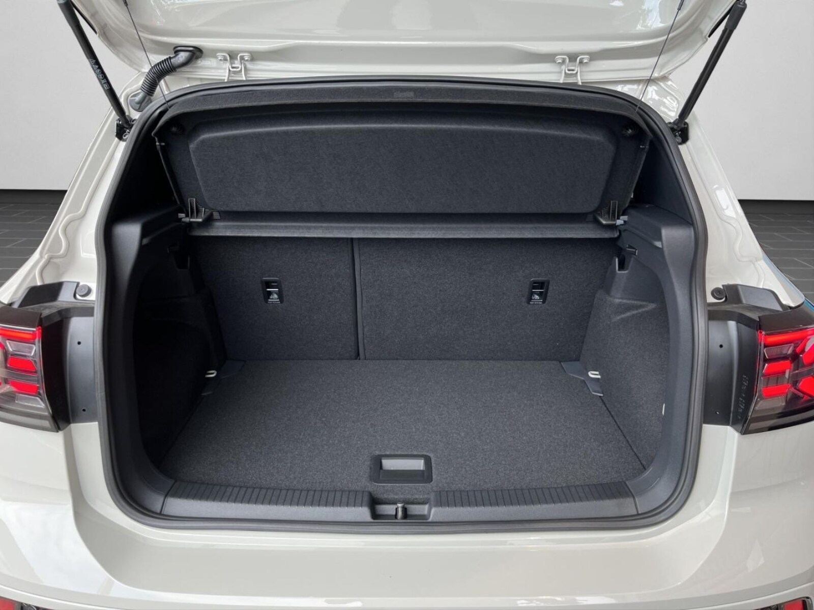 Volkswagen T-Cross – Bild 15