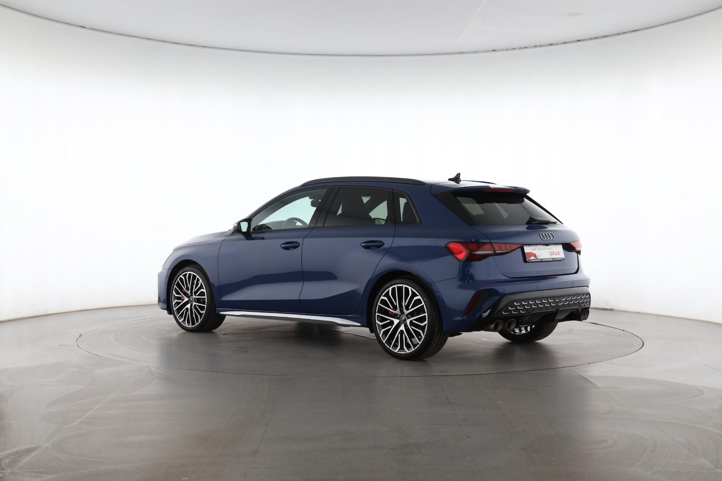Bild über Audi S3 Sportback TFSI quattro S tronic - für weitere Informationen kontaktieren Sie den Audi Partner