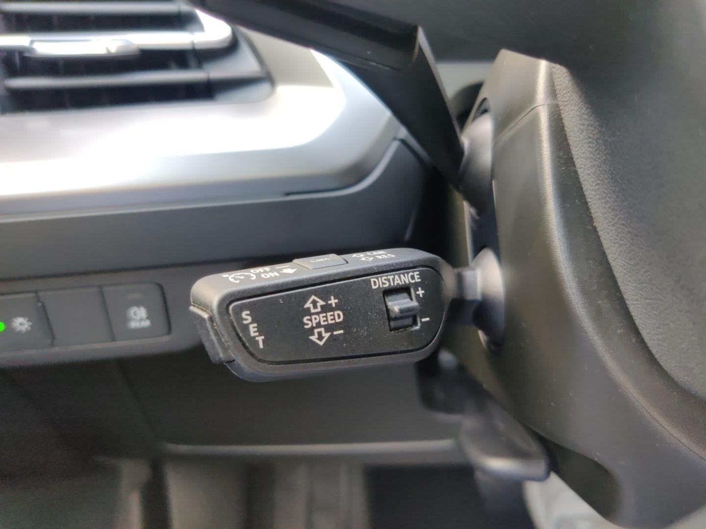 Image about Audi Q4 Sportback e-tron 35 e-tron