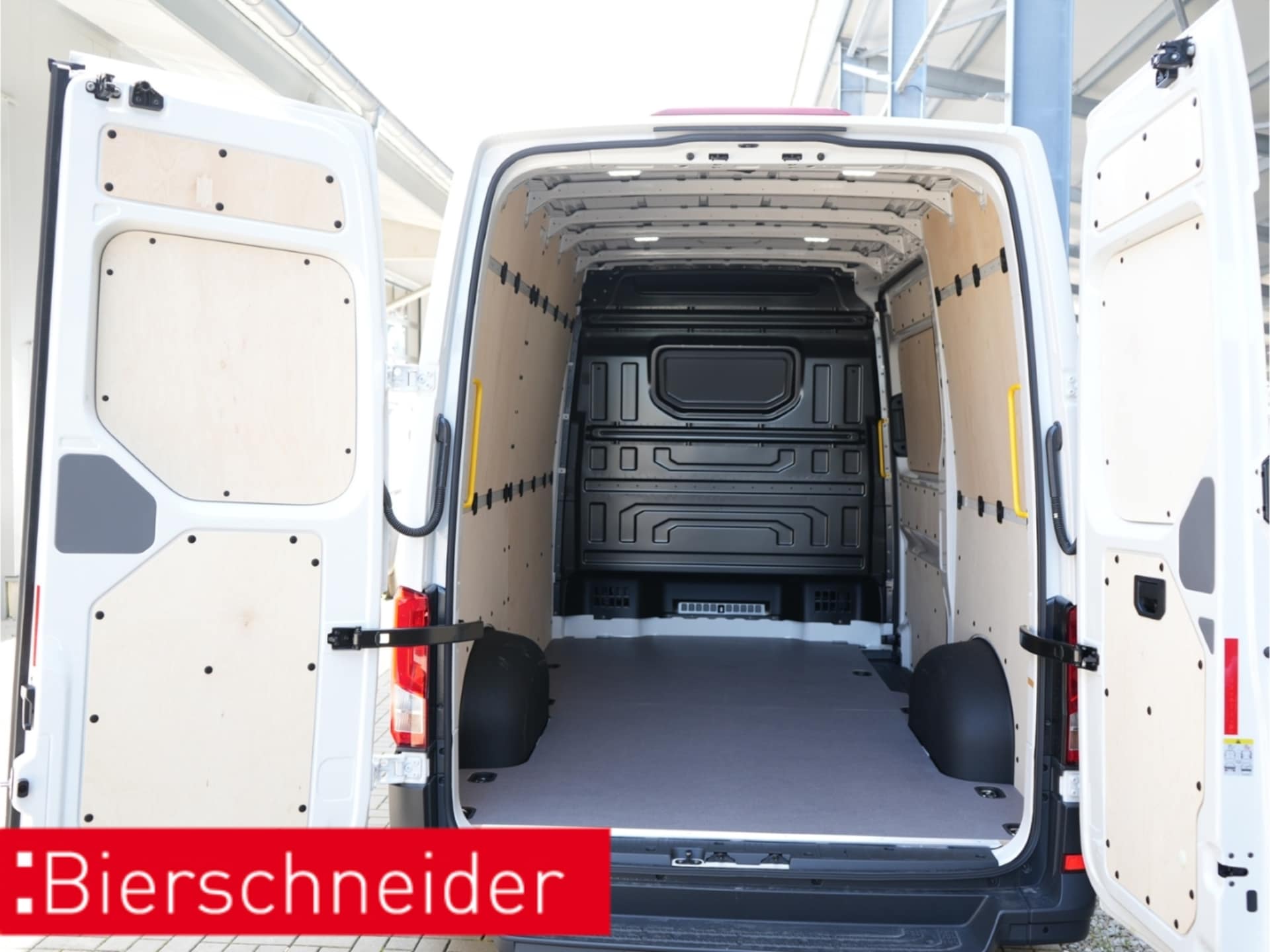 Volkswagen Crafter Kasten mittlerer Radstand