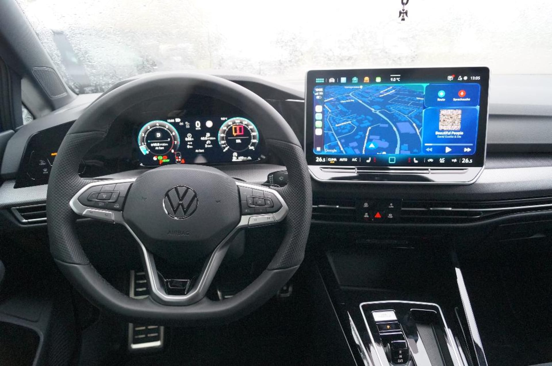 Volkswagen Golf R-Line