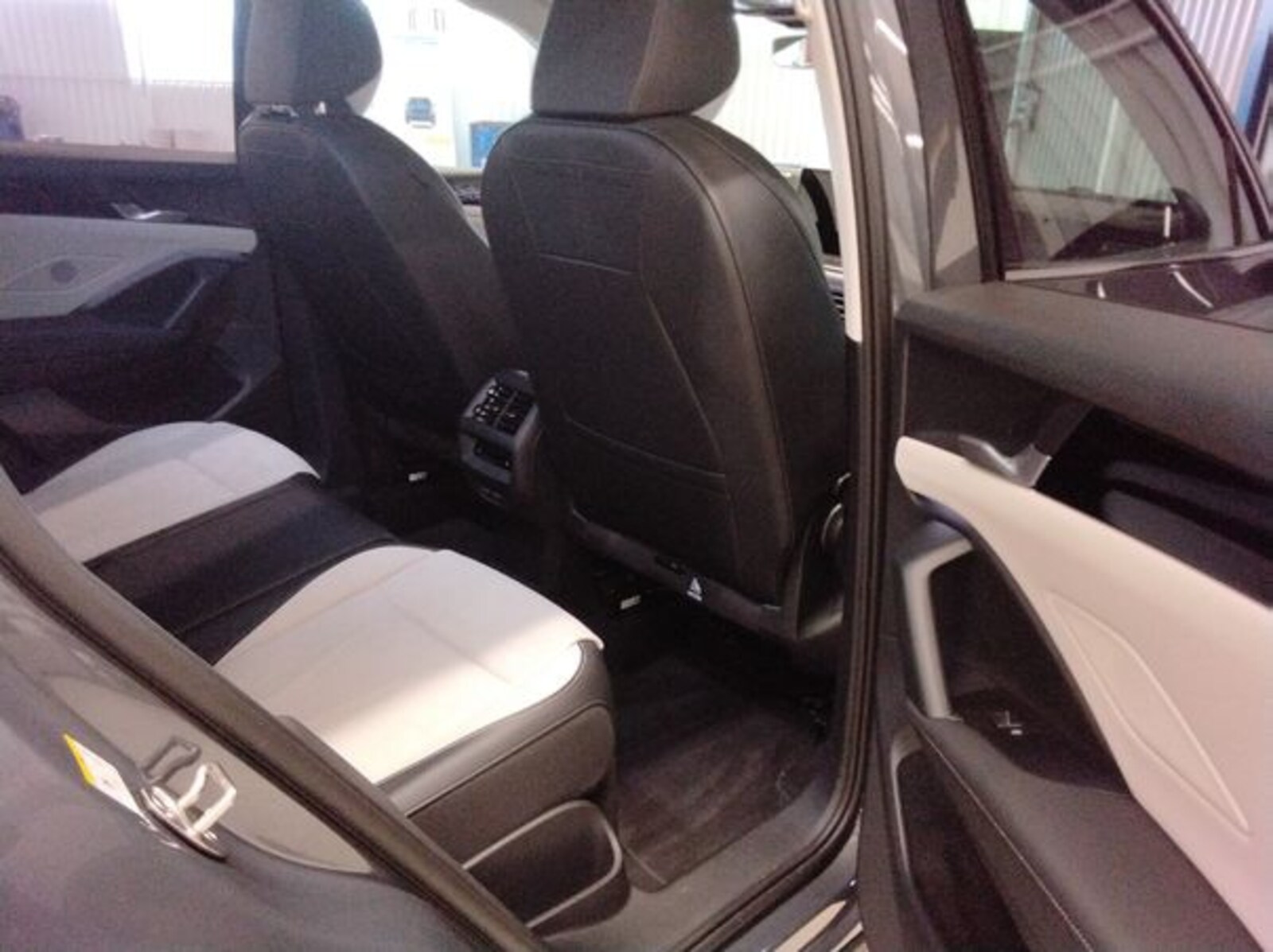 Volkswagen Tiguan – Bild 7