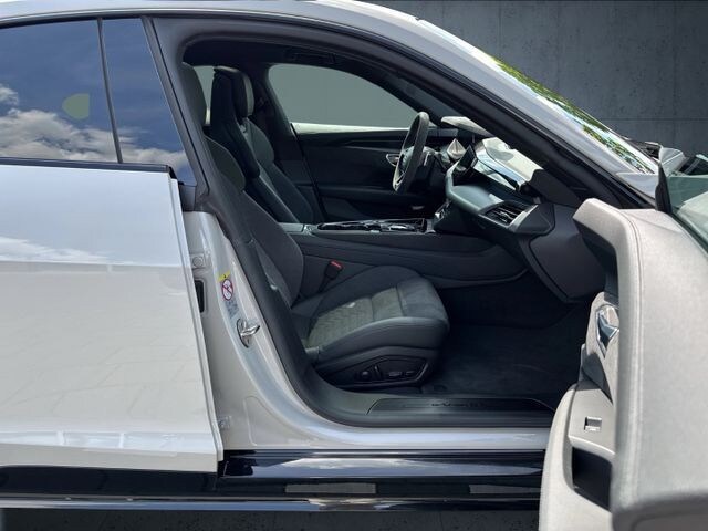 Image about Audi e-tron GT e-tron quattro