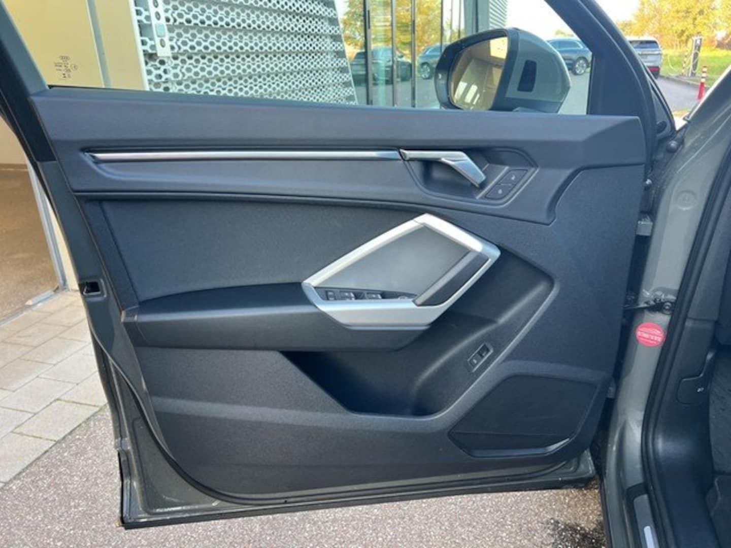 Bild über Audi Q3 advanced 40 TFSI quattro S tronic - für weitere Informationen kontaktieren Sie den Audi Partner