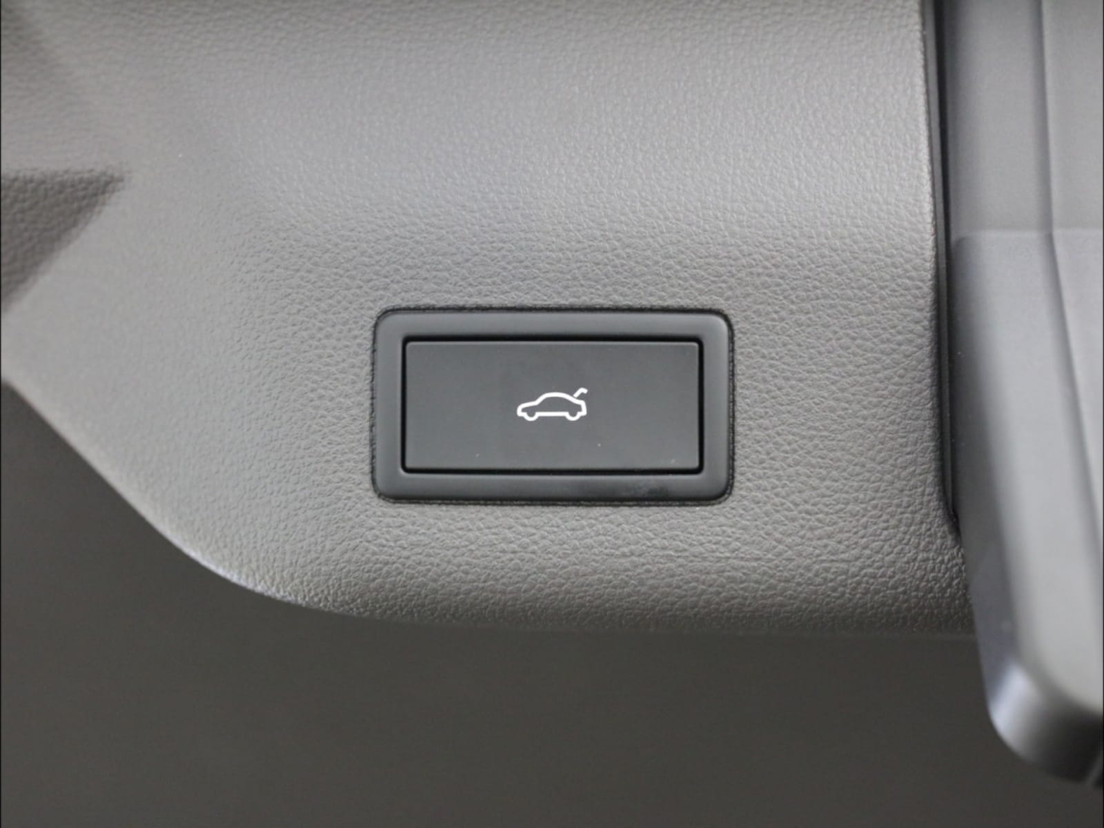 Volkswagen Multivan Langversion – Bild 14