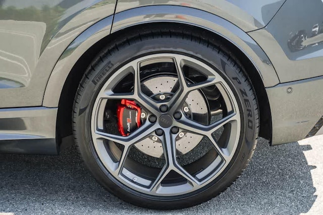 2026 Audi RS Q8 Base - Photo 11