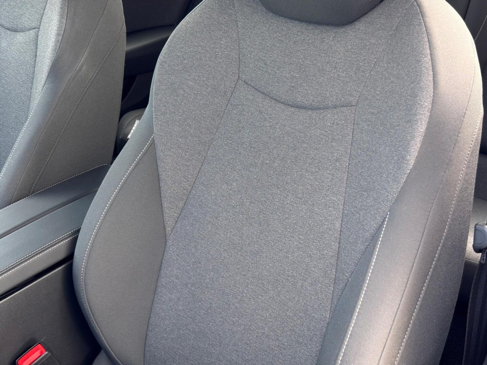Volkswagen Passat Model bazowy